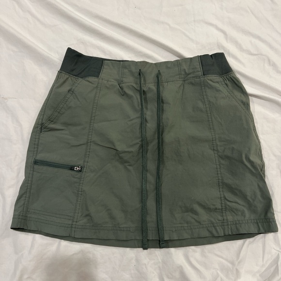 Eddie Bauer Forest Green Mini Skort - Picture 1 of 4